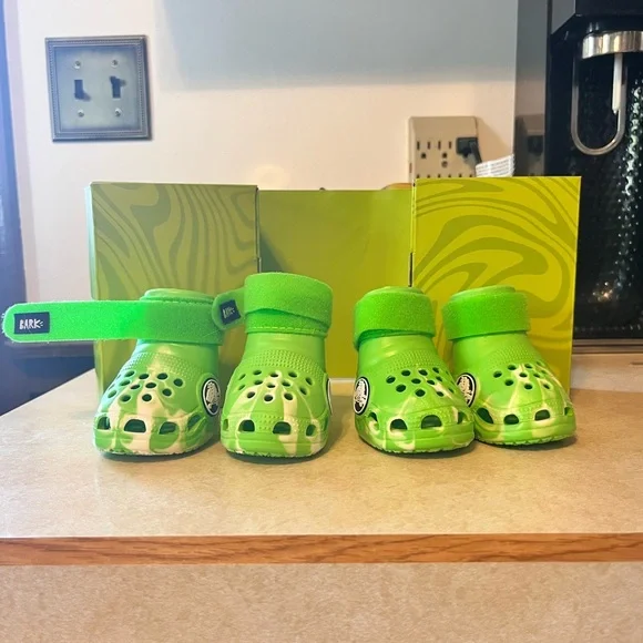 Dog Croc Shoes - Picture 2 of 4